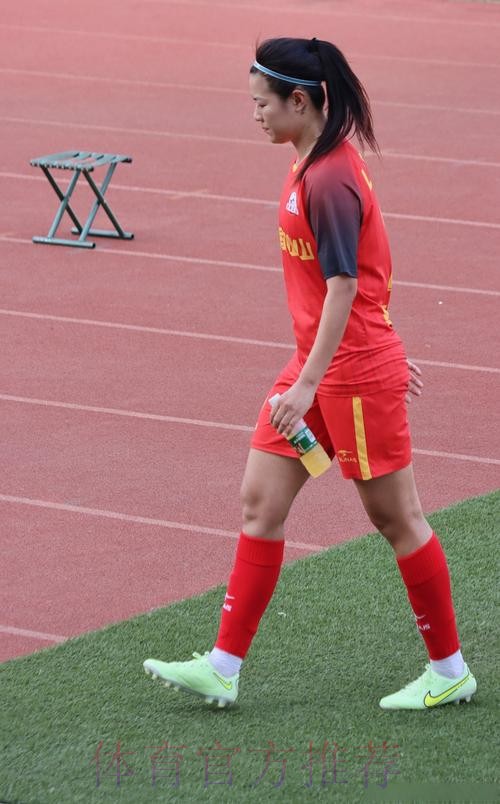 2018赛季女超联赛第8轮：【长春女足4-2河南女足】全华班出战 队长梅开二度